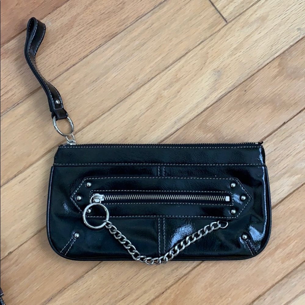 Black wristlet